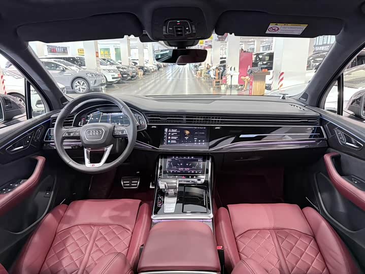 Audi SQ7 2024 2024款 4.0 TFSI 暗夜骑士版