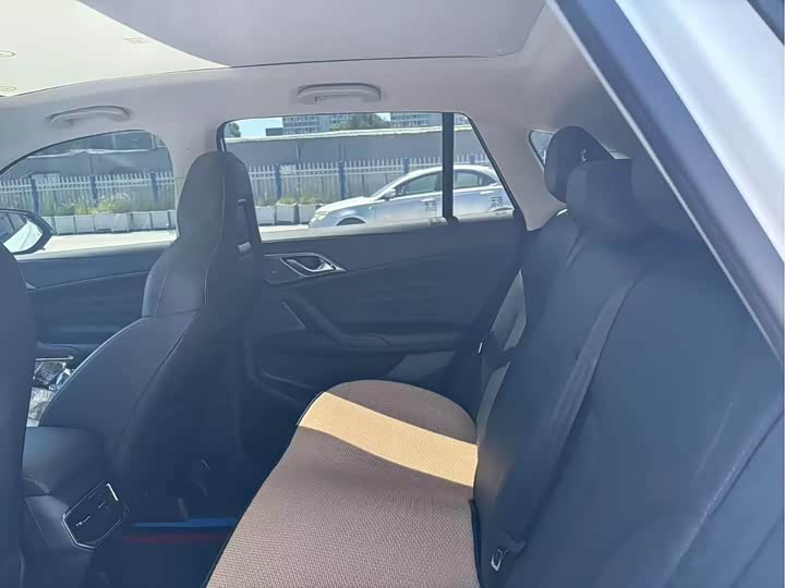 Roewe RX5 2023 2023款 1.5T 超感精英版