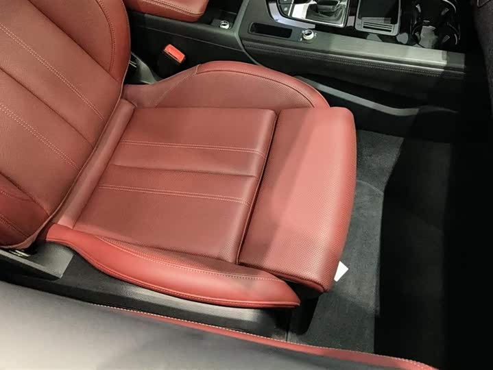 Audi A4L 2024 2024款 40 TFSI 豪华动感型