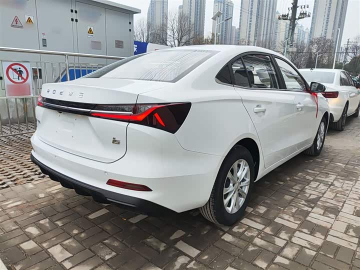 Roewe i5 2026 2026款 1.5L CVT豪华版