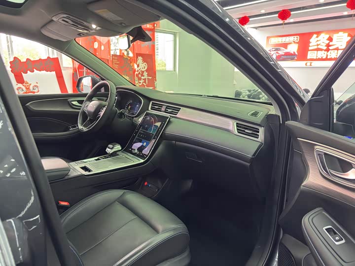 Roewe RX5 2023 2023款 PLUS 330TGI 自动领潮智惠版