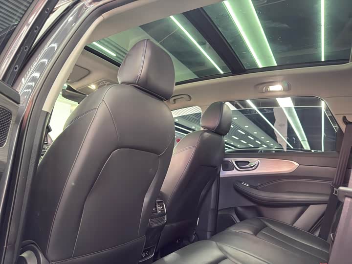 Roewe RX5 2023 2023款 PLUS 330TGI 自动领潮智惠版