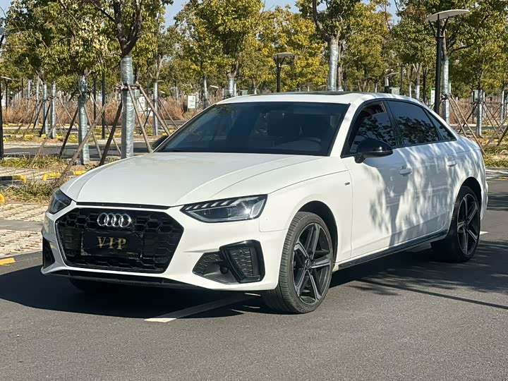 Audi A4L 2024 2024款 40 TFSI 豪华动感型