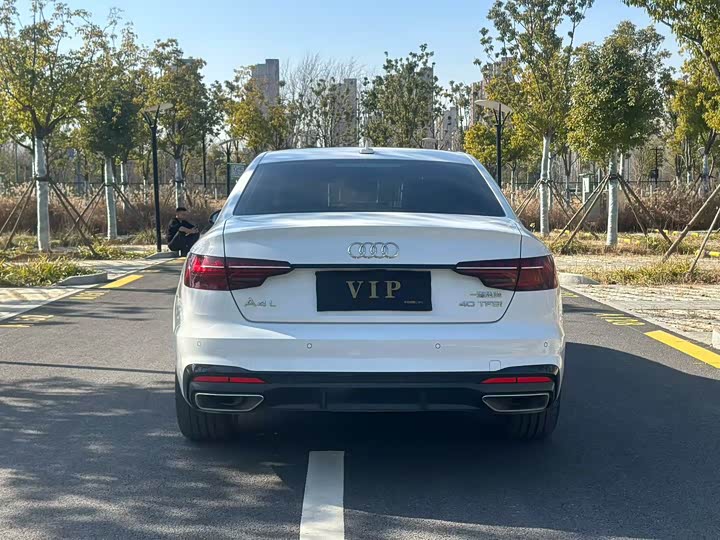 Audi A4L 2024 2024款 40 TFSI 豪华动感型