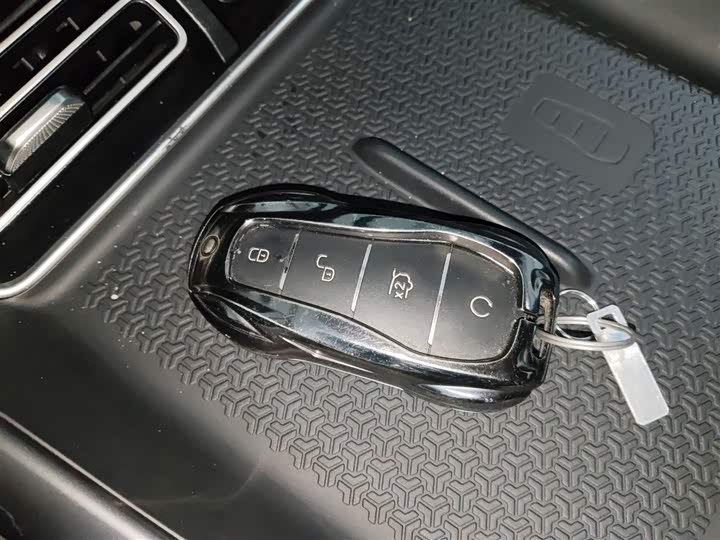 BYD Song Pro Hybrid 2025 2025款 第二代 智驾版 DM-i 75KM超越型