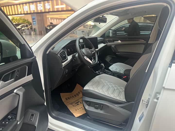 Volkswagen Tayron 2025 2025款 众享款 300TSI