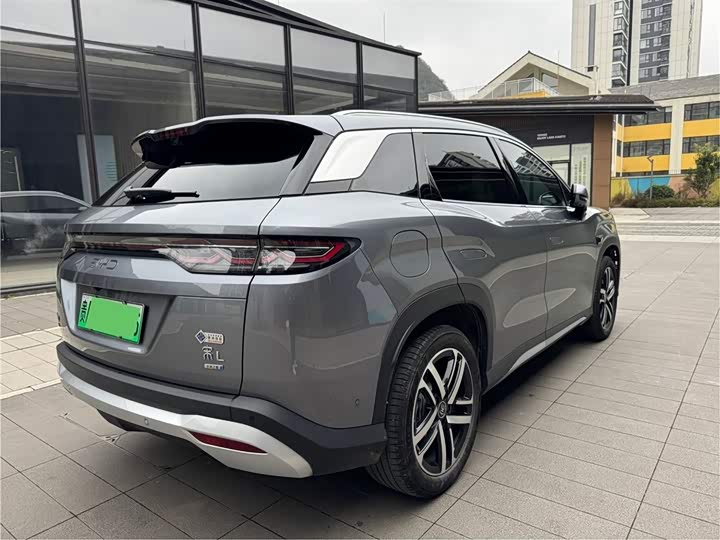 2025 BYD Song L DM-i Hybrid