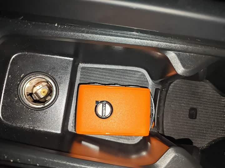 Volvo S60 2025 2025款 B4 智逸豪华版