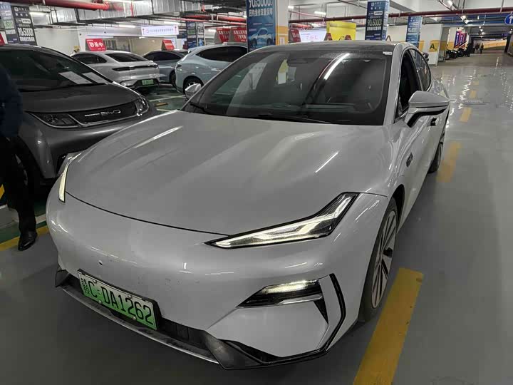 Geely Galaxy E8 2024 2024款 550km 后驱MAX