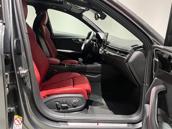 Audi S4 2024 2024款 S4 3.0TFSI