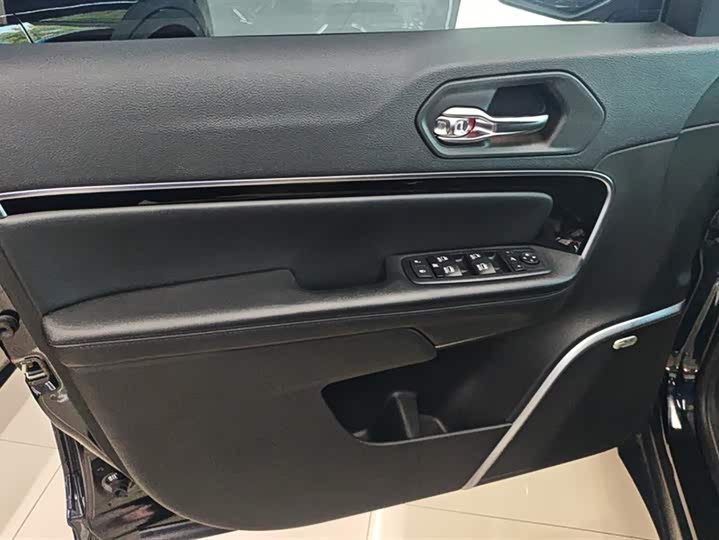 Jeep Grand Commander 2020 2020款 2.0T 四驱夜鹰版