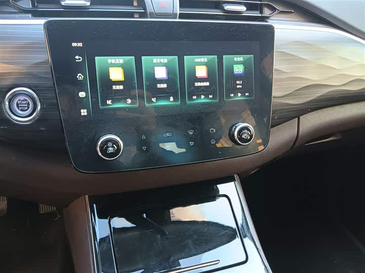 Dongfeng Rich 7 2022 2022款 2.3T自动四驱柴油标准型长货箱M9T