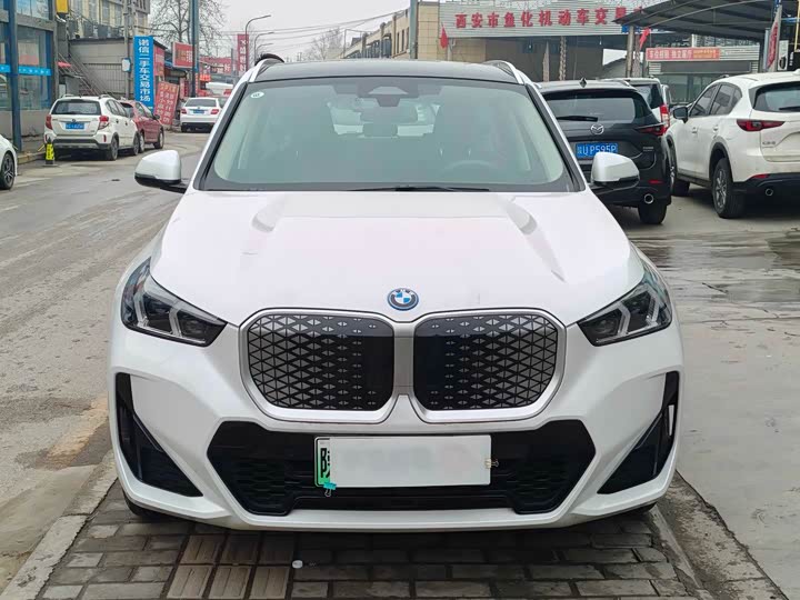 BMW iX1 2025 2025款 eDrive25L M运动套装