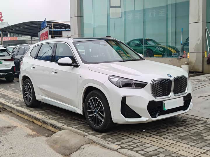 BMW iX1 2025 2025款 eDrive25L M运动套装