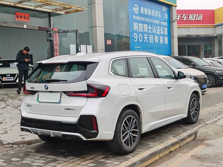 BMW iX1 2025 2025款 eDrive25L M运动套装