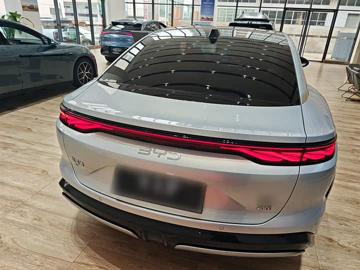 BYD Han L 2025 2025款 EV 四驱激光雷达旗舰型