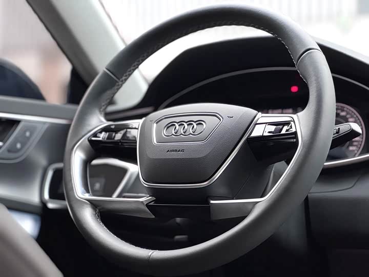 Audi A7L 2024 2024款 45TFSI S-line 筑梦型 流晶套装
