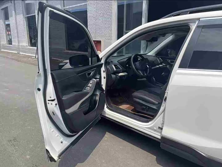 Subaru Forester 2022 2022款 2.0i AWD豪华版EyeSight