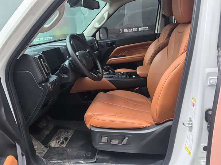 Haval H9 2024 2024款 2.4T 柴油四驱极境版