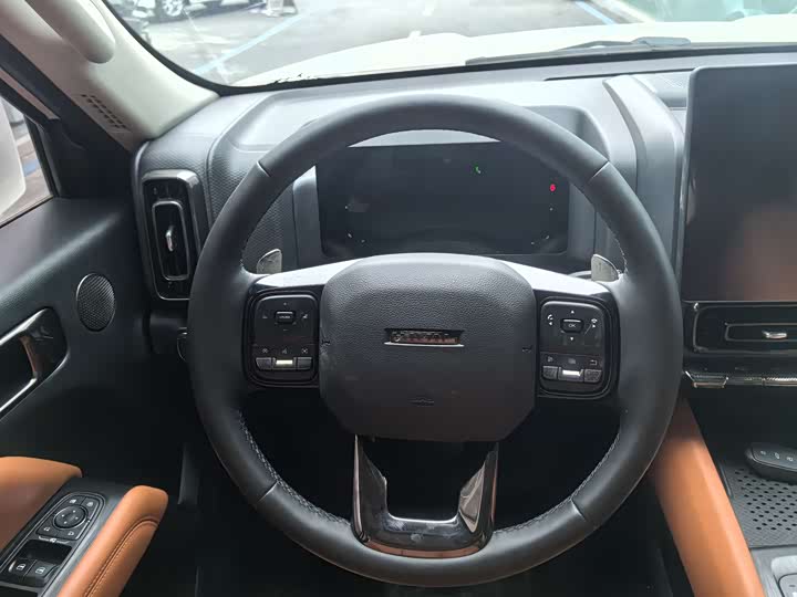 Haval H9 2024 2024款 2.4T 柴油四驱极境版