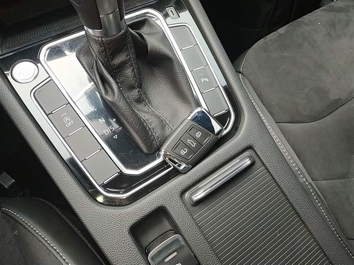 Volkswagen CC 2024 2024款 330TSI 炫目版