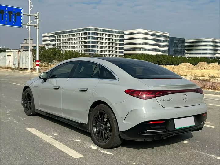 Mercedes-Benz EQE 2022 2022款 350 先锋版