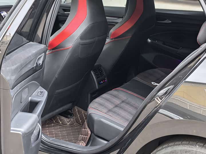 Volkswagen Golf GTI 2023 2023款 380TSI DSG GTI