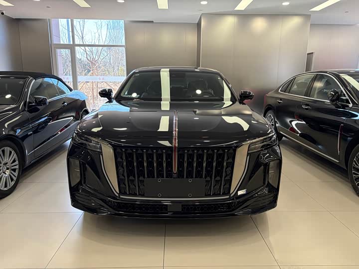 2025 Hongqi H9