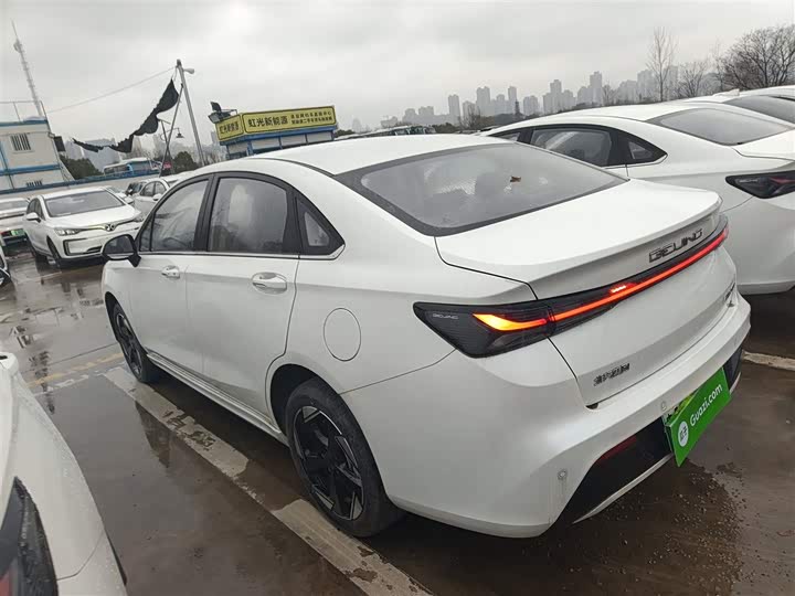 Beijing EU5 Plus 2023 2023款 R600 优享版