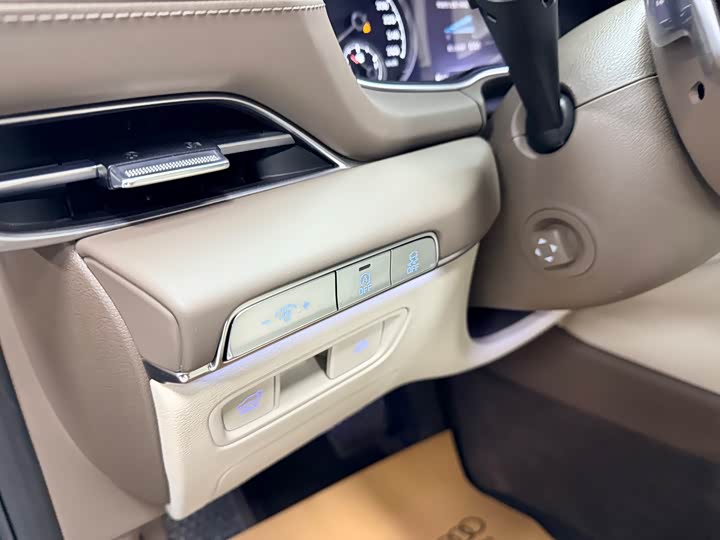 Genesis GV80 2023 2023款 2.5T 四驱豪华版 7座