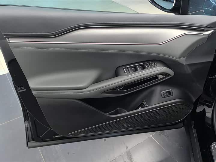 BYD Song L 2025 2025款 智驾版 662km 激光雷达卓越型