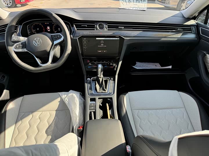 Volkswagen Magotan 2026 2026款 3000万辆甄选款 380TSI DSG豪华型