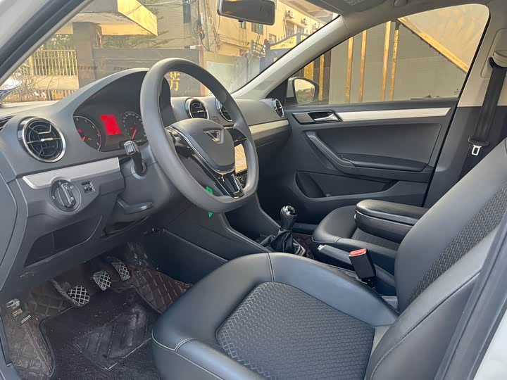 Jetta VA3 2021 2021款 1.5L 手动悦享版