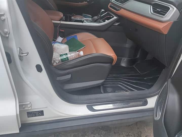 Geely Vision X6 2020 2020款 1.4T CVT尊贵型