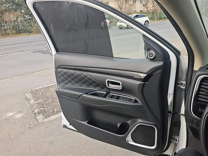 Mitsubishi Outlander 2021 2021款 改款 2.0L 两驱畅行版 5座