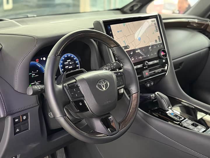 Toyota Alphard 2024 2024款 双擎 2.5L 尊贵版