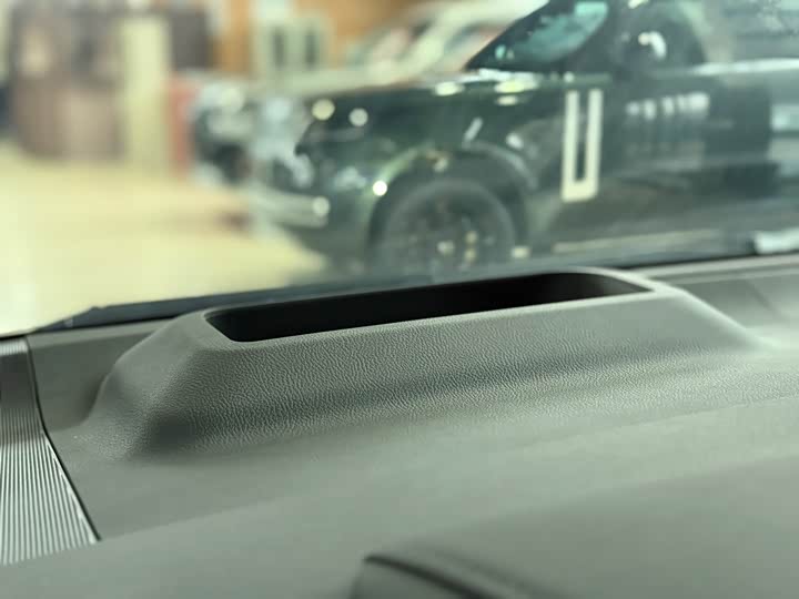 Toyota Alphard 2024 2024款 双擎 2.5L 尊贵版