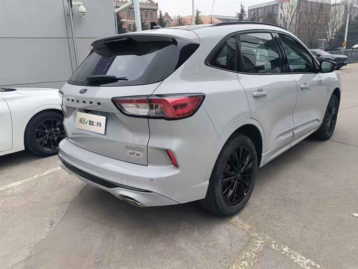 Ford Escape 2023 2023款 EcoBoost 245 四驱纵享款ST-LINE Pro