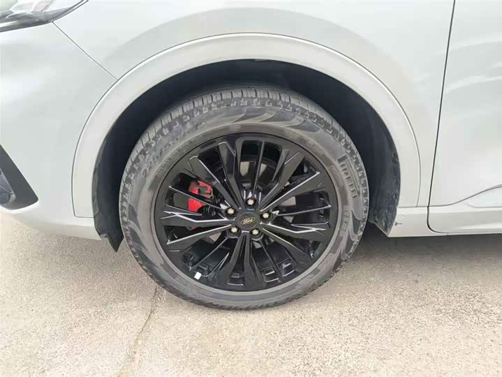 Ford Escape 2023 2023款 EcoBoost 245 四驱纵享款ST-LINE Pro