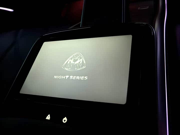 Mercedes-Benz Maybach EQS SUV 2024 2024款 EQS 680 礼乐版