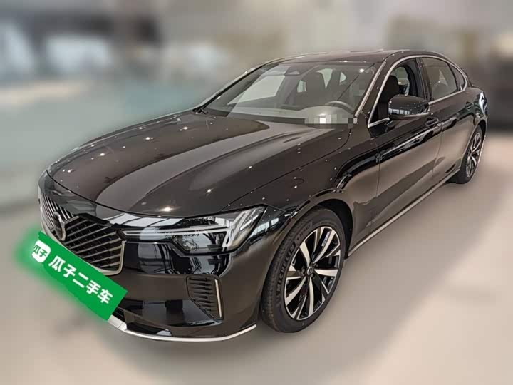 2026 Volvo S90