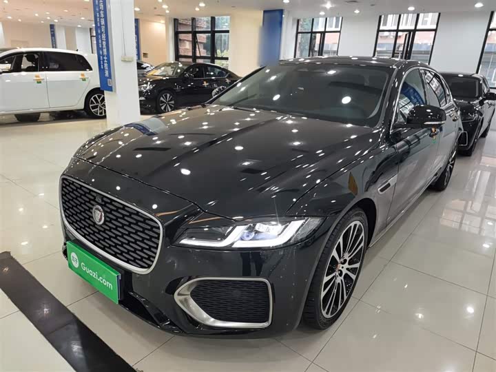 Jaguar XF L 2024 2024款 2.0T P250 两驱尊享豪华版