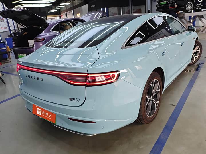 Luxeed S7 2025 2025款 705km Max