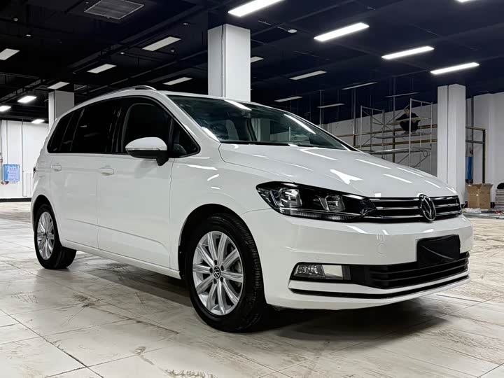 Volkswagen Touran L 2021 2021款 途安L 280TSI DSG舒适版 7座