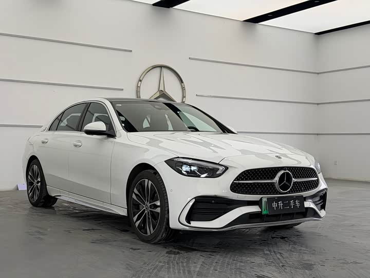 2025 Mercedes-Benz C-Class Hybrid