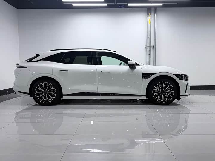 Zeekr 007 GT 2025 2025款 后驱智驾版 75kWh