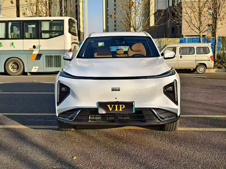 2025 Geely Galaxy L7