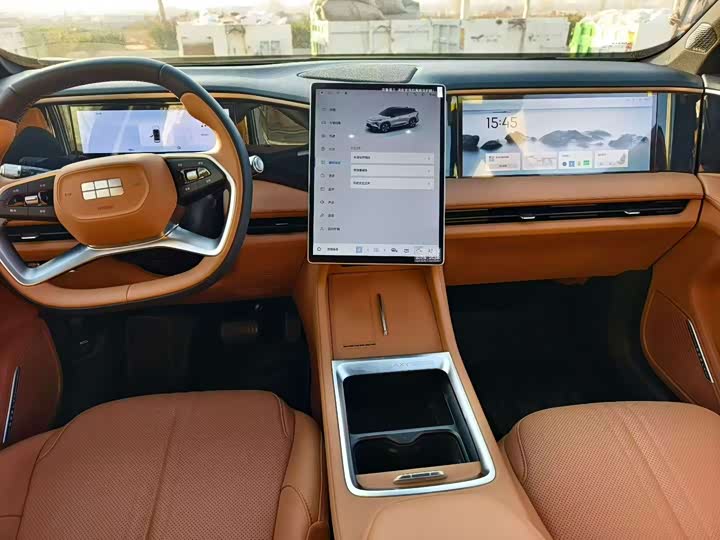 2025 Geely Galaxy L7