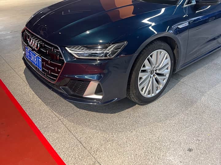 Audi A7L 2024 2024款 45TFSI S-line 筑梦型 流晶套装