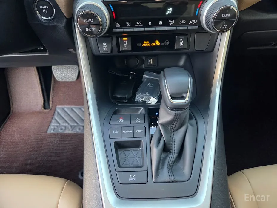 Toyota RAV4 2019 2.5 2WD Hybrid XLE